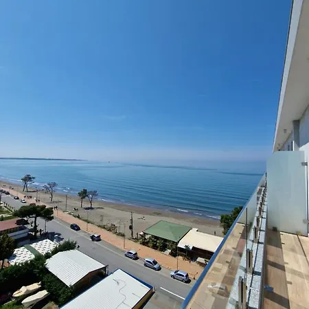 Anchor Apartments Shengjin Exterior photo